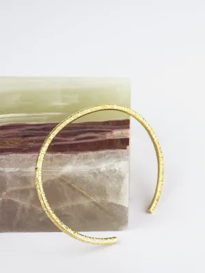 Pulsera martelé fina rayada