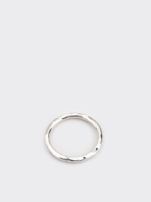 Thick round martelé ring