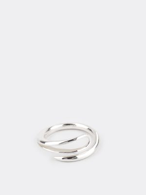 Needle ring
