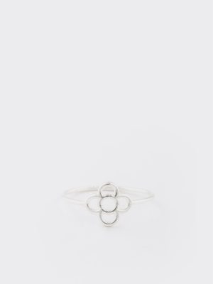 Barcelona flower ring