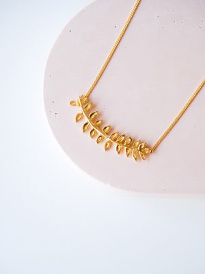 Laurel necklace