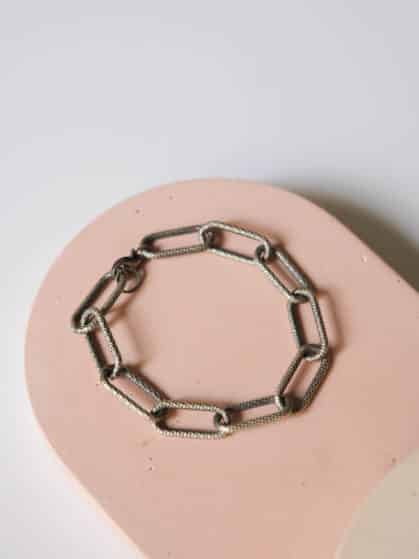 martelie-pulseras-pulsera-diamantada-ancha-plata-vieja-5