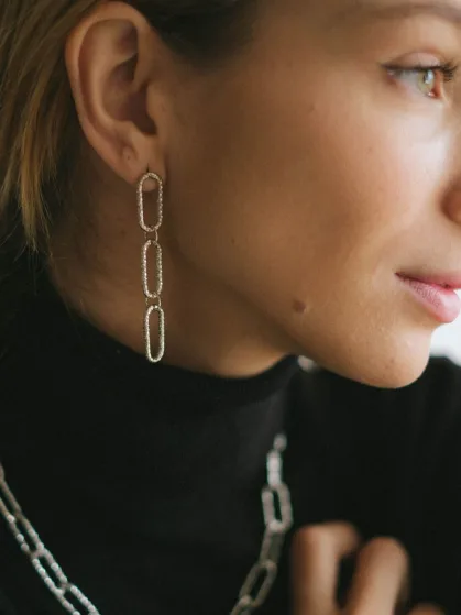 martelie-pendientes-pendiente-diamantado-ancho-plata-2