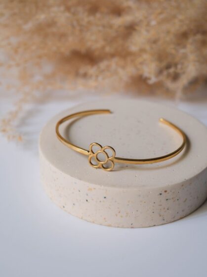 martelie-pulseras-pulsera-flor-de-barcelona-rigida-oro-3