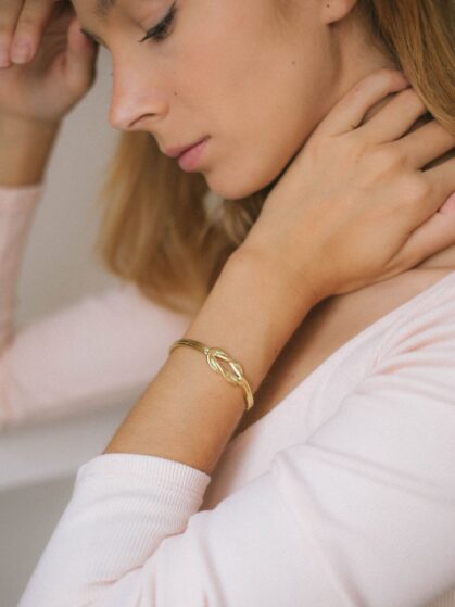 martelie-pulseras-pulsera-nudo-oro-8